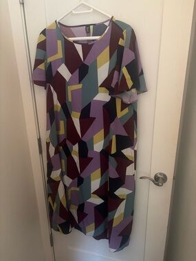 Geometric Print Short-Sleeve Shift Dress - Multi SHEIN Curve 0XL